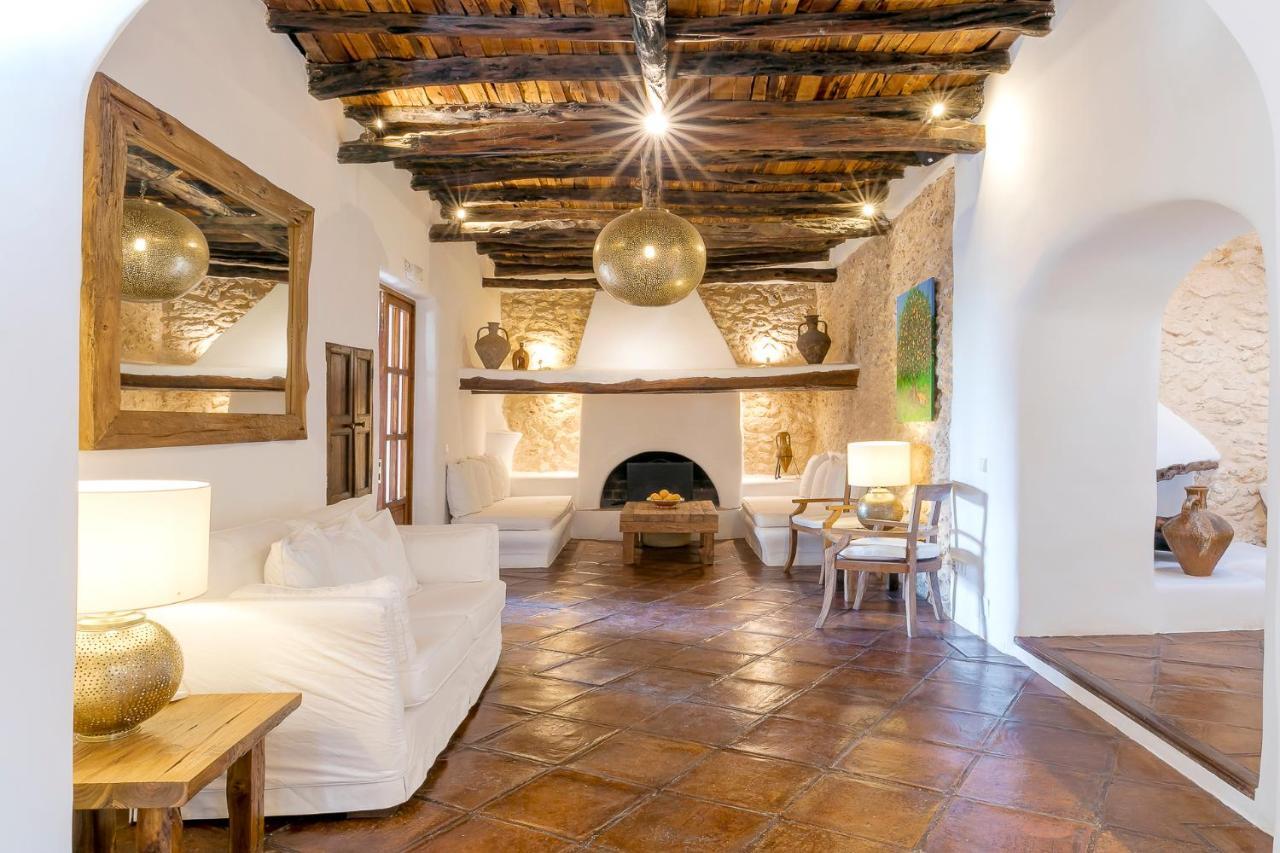 Agroturismo Atzaro Santa Eularia des Riu Luaran gambar