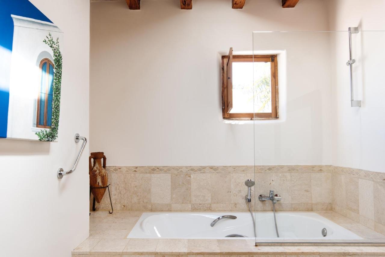 Agroturismo Atzaro Santa Eularia des Riu Luaran gambar